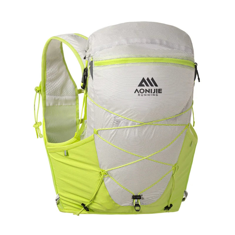 1.Aonijie Ultra-Light Trail Running Zackpack