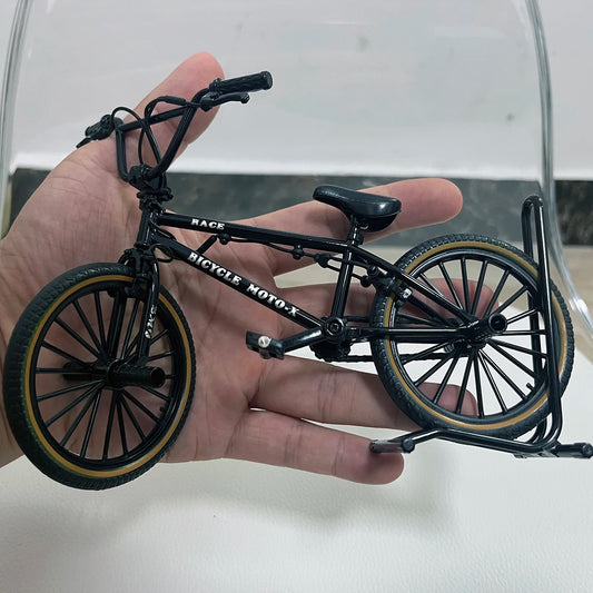 1:8 Mini Model Alloy Bicycle - Full Black