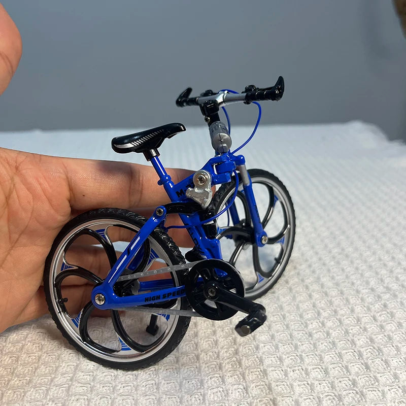 Cyclone Bicycle Miniature