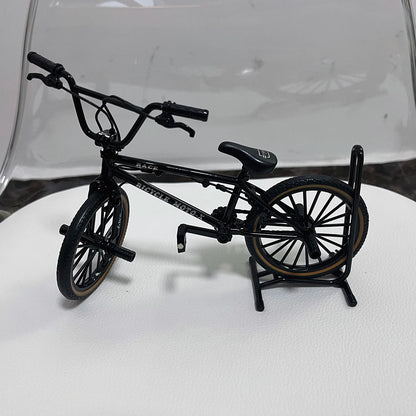 1:8 Mini Model Alloy Bicycle - Full Black