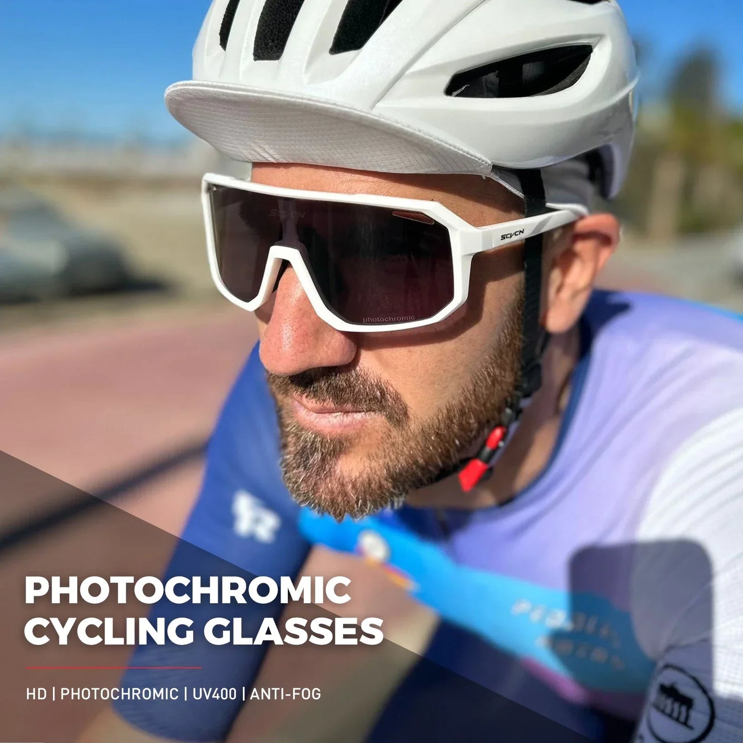 Photochromic Cycling Glasses