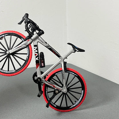 1:8 Scale Bicycle Model