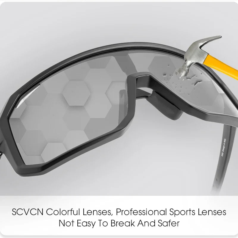 Photochromic Cycling Glasses